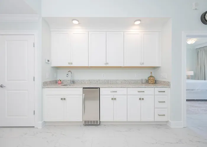 Apartment Phoenix Ii 1102